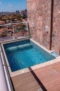 Cobertura de Cinema com Piscina Privativa II