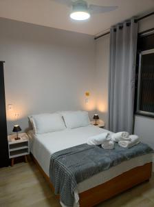 Studio novíssimo primeira quadra praia em Copacabana