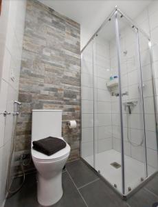 Private Sunny Terrace Studio - Secure Bike or Board Lockup