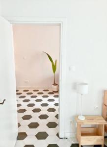 Stylish City Flat Near Promenade