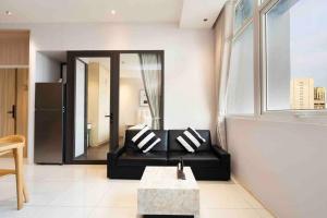 The Rixx Luxury Apartment at Ben Thanh with pool and gym
