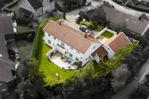 Sørlandsferie nær svaberg, og strender! - 法尔松