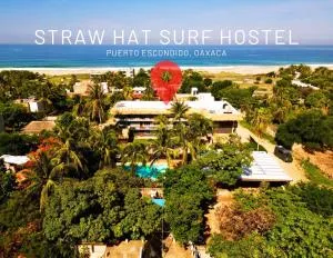 Straw Hat Surf Hostel & Bar - Zipolite