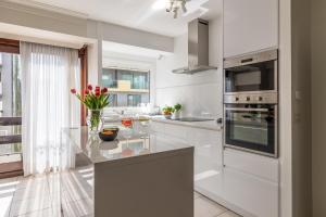 WeLoveOostende - Spacious Apartment 150m from Beach - Including bed linen and final clea-ning