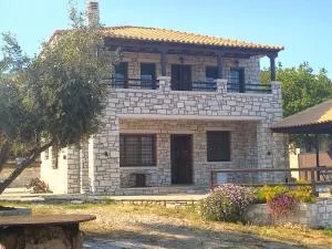 Villa Monolia - 皮特勒奥斯