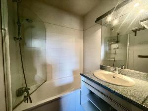 Résidence Parc Aux Etoiles - C210PAE - APPARTEMENT 2 CHAMBRES AVEC BALCON MAE-8234