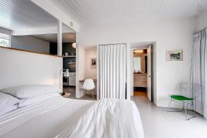 Historic Desert Star