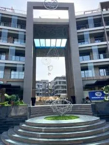 Diamond in The City - Nima