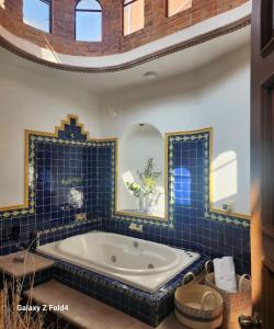 Tres Fuentes Dickinson Hotel Boutique