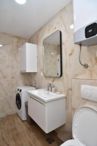 Apartments Šišević