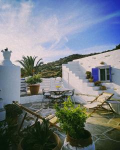 Sifnos Twin Houses