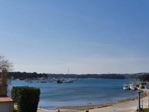 Lovely 3-badroom apartment with panoramic see view