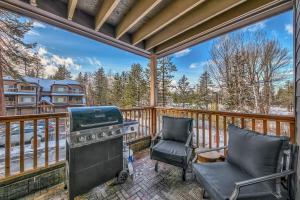 Tahoe Woods 101 at Stateline - Walk to Lake