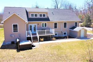 Gorgeous Conway Home AC, Hot Tub & Full Game Room