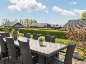 7 person holiday home in Juelsminde-By Traum