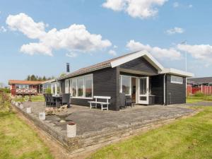 7 person holiday home in Juelsminde-By Traum