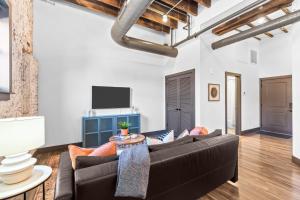 Brick & Bed, Riverfront Lofts in Saint Louis