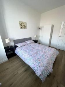 Cosy 3 bedroom flat in Chatham