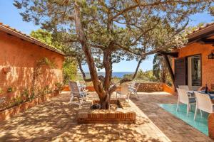 Amazing villa in a unique mediterranean island!