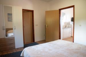 Apartments by the sea Zadar - Diklo, Zadar - 5925