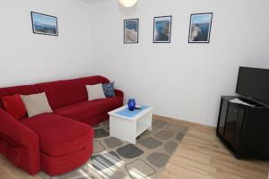 Apartments with parking space Baska, Krk - 23071