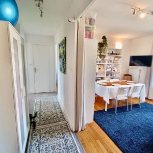 Appartements Vue Imprenable - Calme & Equipe avec parking Prive : photos des chambres