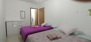 Casa Verde- MAR-Ac+650m Praia+WIFI+Suíte 2º andar