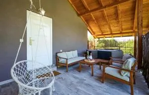 Lovely Home In Sisinec - Štefanski Desni