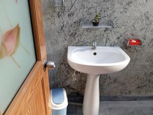 Villa 39 Katunayake Airport transit villa