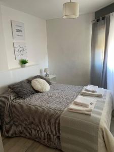 Departamento céntrico LA CAÑADA con BALCÓN a metros de la PEATONAL de la ciudad