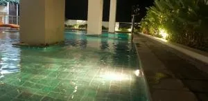 Suite by Xavie The Verdin by MAPLE Grove - Halayhay