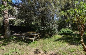 2 Bedroom Lovely Home In Piscia Rossa