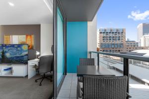 1BR Retreat in the Heart of North Terrace WiFi