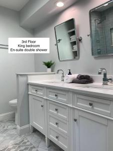 Be A Nomad - Vacay or Relocation Beach House