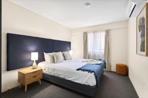 Spacious Holiday Apart on Hay St CBD
