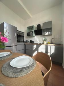 Mintara Komfort Apartment mit Grill -Terrasse, Sky und Parkplatz