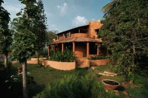 Claystone Casa by EWA Properties - Halgūr