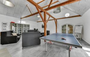 Twelve-Bedroom Accommodation In Ulfborg