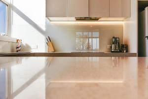 Paris End of St Kilda Apartment