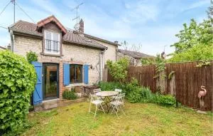 Nice Home In Bayel With Wifi - Colombé-la-Fosse