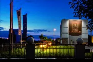 兰伯顿酒店 - 马佐夫舍地区奥扎鲁夫