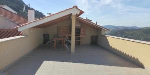 Three-Bedroom House room in Douro House
