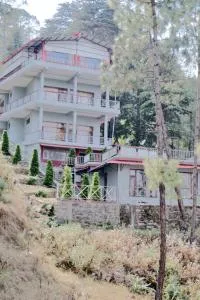 HIM VIEW RETREAT - Rānīkhet