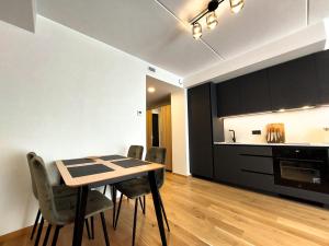 Johanna Quest Studio