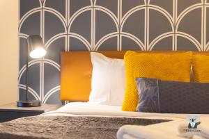 KozyGuru | Sydney CBD | Sunny City 2 Bed Apt