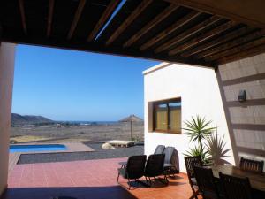 VILLA FUERTEVENTURA Fantástica Villa vistas al mar piscina climatizada