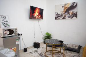 Gees Hidden Gem Apartment in Mombasa CBD - Parking