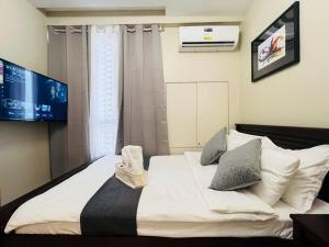 1BR Condotel Suite at Sunshine100 City Plaza #SS05