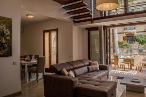 Fort Chambray Holiday Villas & Apartments