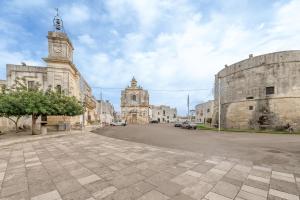Superior One-Bedroom Apartment with Balcony
